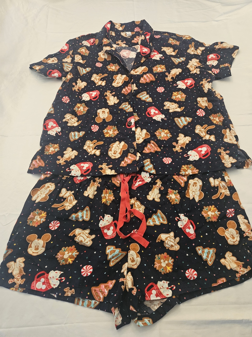 Old Navy Disney Navy Blue Holiday  Short Pajama Set with Red Drawstring Mickey